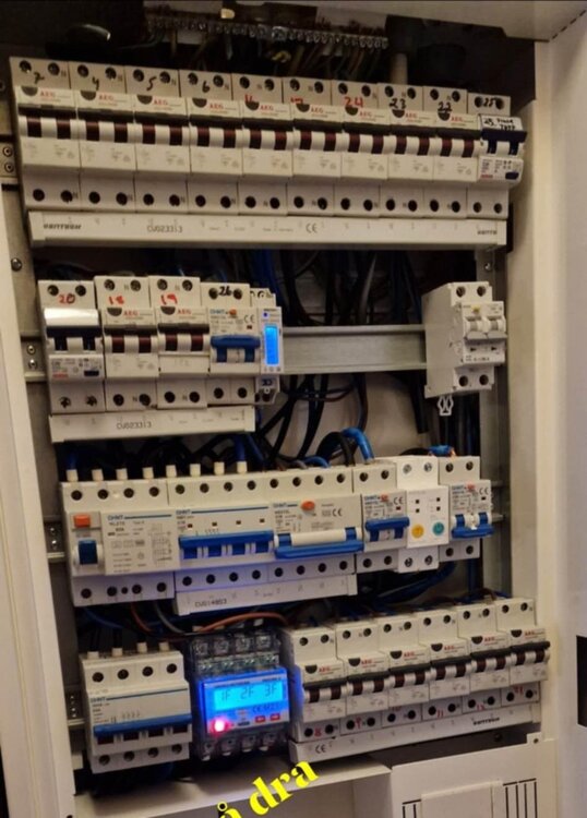 60b922b3-b48b-47fd-9b29-8d30755681fa (1).jpg